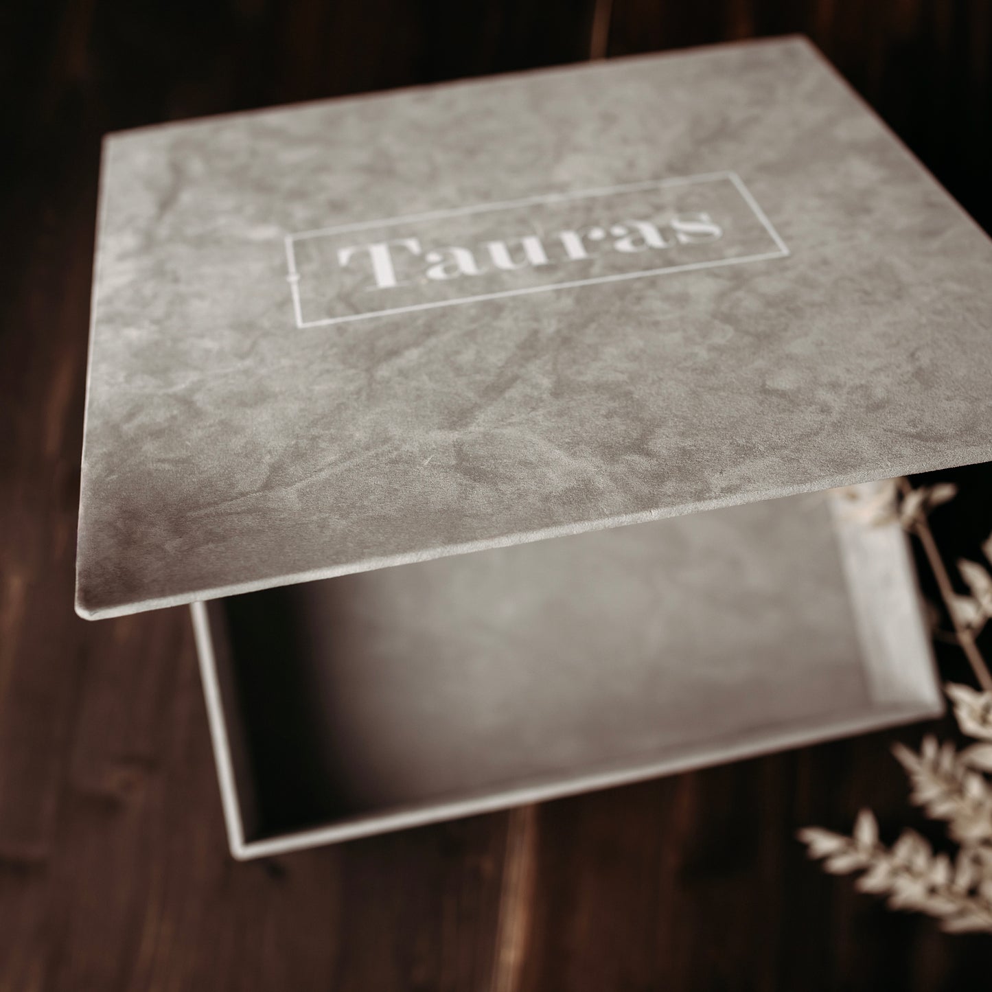 Personalized big memory box